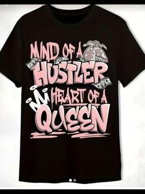 Mind of a Hustler Heart of a Queen Pink Graphic Tee